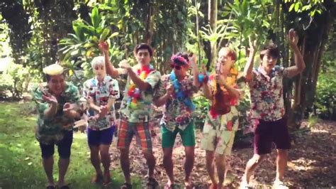 Super Junior In Hawaii Hula Dance Youtube Hd 720p Youtube