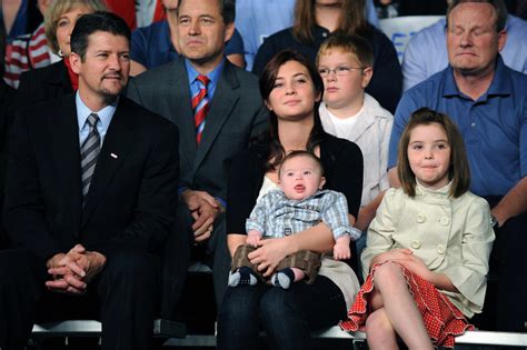 Sarah Palins Daughter Willow Gets Engaged At Rockefeller Center