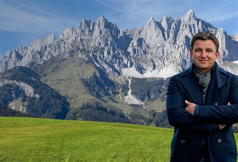 Und zwar rund 20 kilo, wie er verrät. Der Bergdoktor - ZDF.de - German TV drama that looks good :) | Amazon prime, Series