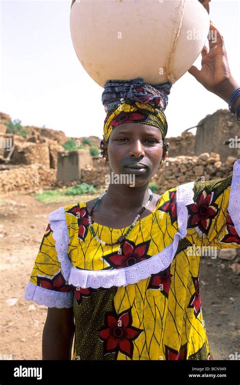 Dogon People Mali Stock Photo Alamy