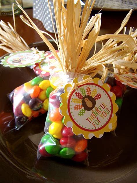 Thanksgiving gifts thanksgiving gifts can be categorised according to the person receiving the gift. thanksgiving treats | Candy/Food Cards & Ideas | Pinterest ...
