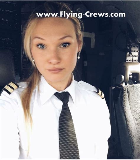 Pre Flight Pilot Training For Wanna Be An Airline Pilot Female Pilot