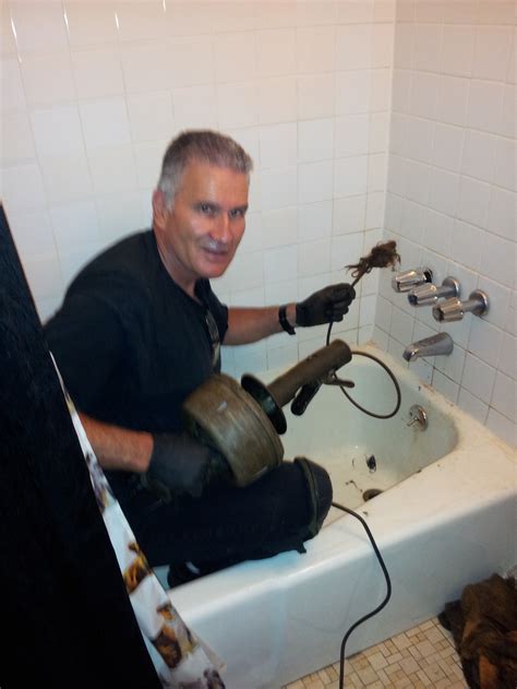 If you have a clogged bathtub drain, you will have no choice but to fix it if you want to be using your bathtub again any time soon. Clogged Toilets Bathtubs & Showers | The Drain Medic ...