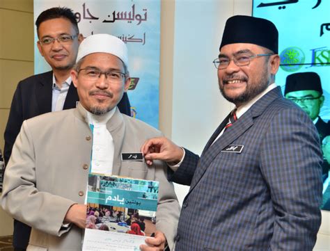 Bukunya hidupnya gambarnya kepadanya bahan rujukan dafiar ejaanruini bahasa malaysia, dbp, 1982. Syor tulisan Jawi digunakan semua - Yayasan Dakwah ...