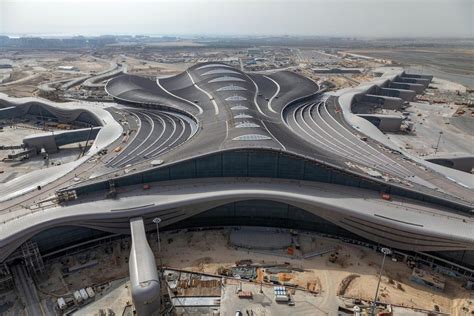 Abu dhabhi international airport (auh) in uae contact address, phone number, email, location map, website. Abu Dhabi's Massive New Midfield Terminal is Now Set to ...