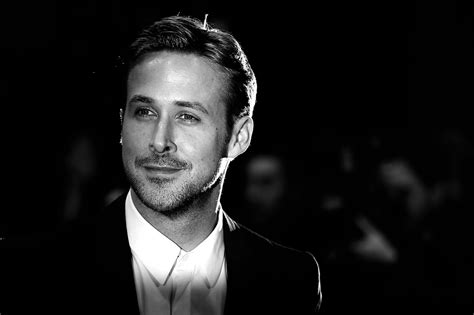Theword Ryan Gosling Isnt In It For The Sexiest Man Alive Titles Metro Us