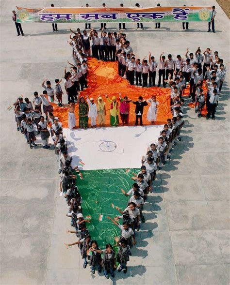Aug 15, 2017 · on india's 70th independence day, we have selected four of those arguments to remind the world of the cruelty unleashed by british greed. India celebrates 67th Independence Day, Photo Gallery