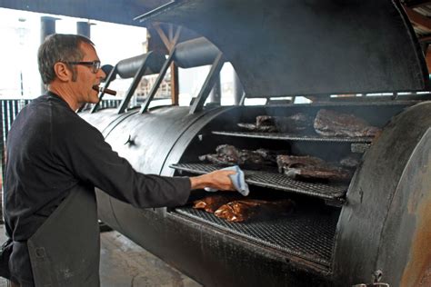 Jacks Bbq Pitmaster Thinks Barbecue Is Better Here In Seattle Than In Texas Eater Seattle