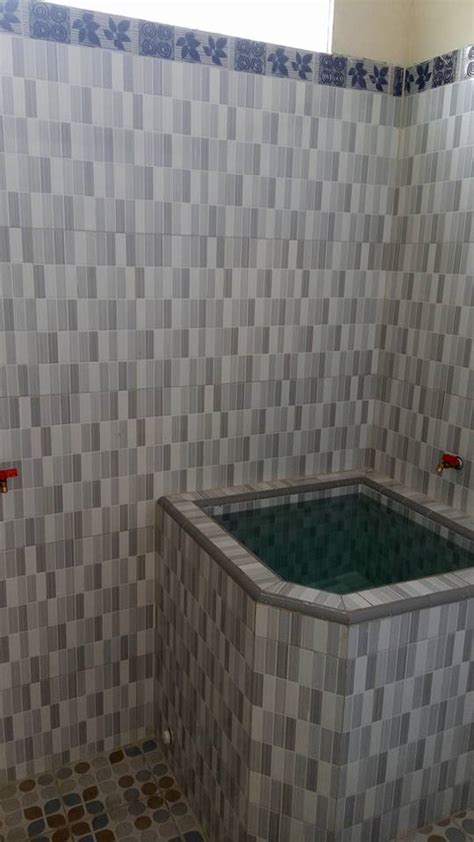 Menghasilkan desain yang berkualitas dengan di kerjakan oleh tim yang solid dan berpengalaman serta tenaga ahli yang handal. Tukang Bangun Rumah, Borong Bangunan Rumah & Renovasi ...