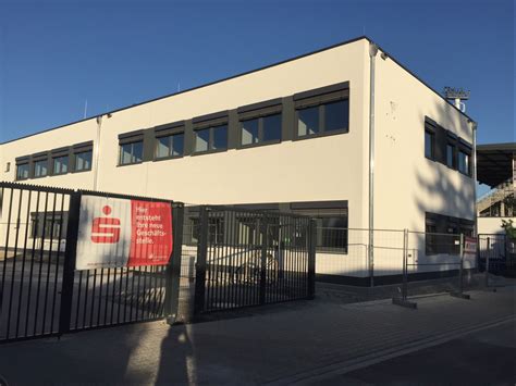 vfb stuttgart / deutsch stadium: Sparkasse Fürth am Stadion der SpVgg Greuther Fürth