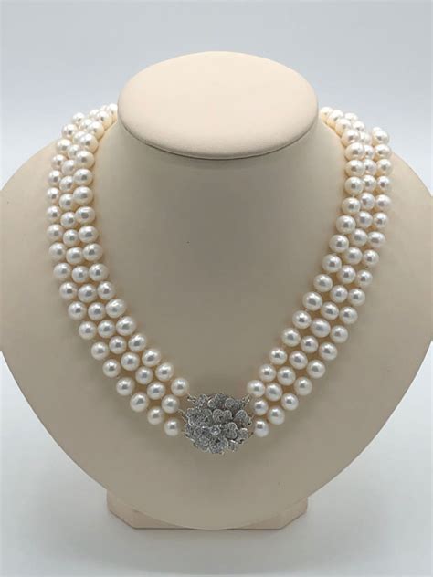 3 Strand Fresh Water Cultured Pearl Choker Necklace And Silver Clasp