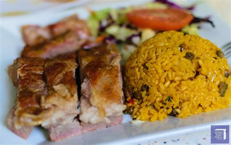 Discover a delicious and diverse dining scene in san juan, puerto rico | © greg wright / alamy stock photo. Old San Juan El Jibarito Restaurante | Food, Food ...