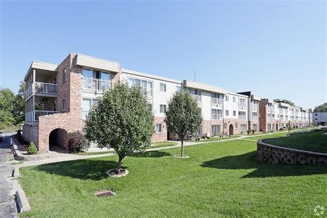 The nearest airport is eppley. The 1001 Apartments Apartments - Omaha, NE | Apartments.com
