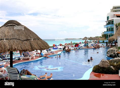 Beach Front Resort At The Hotel Zone Cancun Mexico Stock Photo Alamy