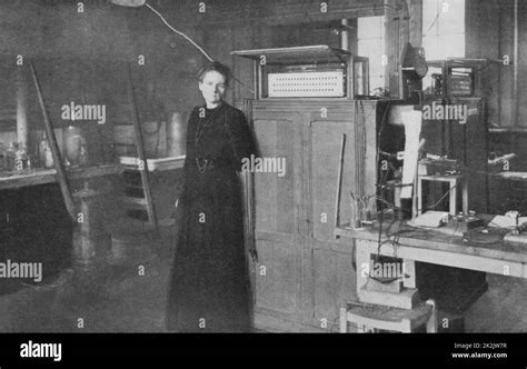 Marie Curie 1867 1934 Polish Born French Physicist In Her Laboratory