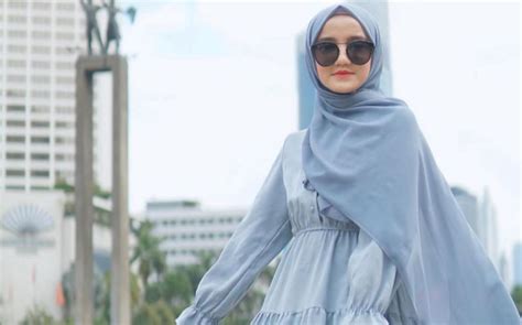 Wirda mansur is an actor, known for the santri (2019). Intip Yuk, 3 Gaya Hijab Feminin dan Anggun ala Wirda ...