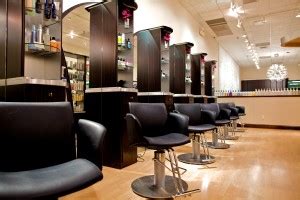 A customized styling service that features a wash and condition using the products that best suit your hair, followed by setting your curl with your favorite product choice and a hood dry or diffuser dry. Best Hair Salon Long Island | Hairsay Salon