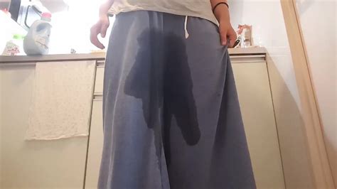 Peeing Her Skirt Telegraph