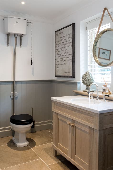 Country Chic Powder Room In 2020 Beautiful Bathrooms Bathroom Design