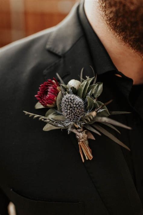 50 Fall Wedding Boutonnieres For Every Groom Hi Miss Puff Fall