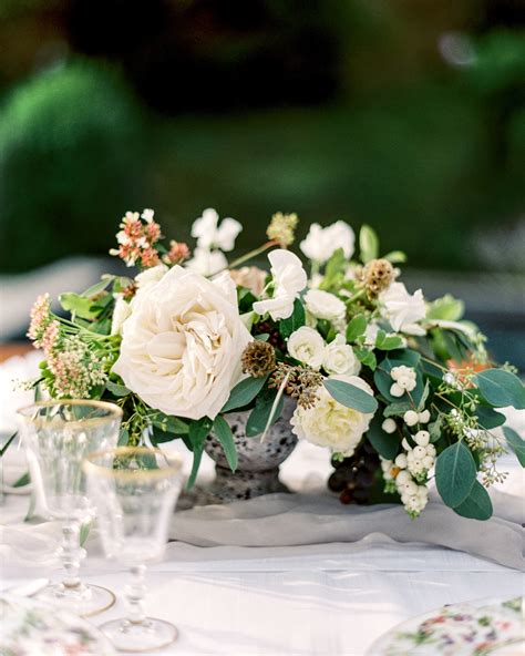 32 Classic Wedding Centerpieces We Love Martha Stewart Weddings