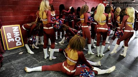 Ex Washington Cheerleaders Settle Claims With Team Reports Lifestylemed