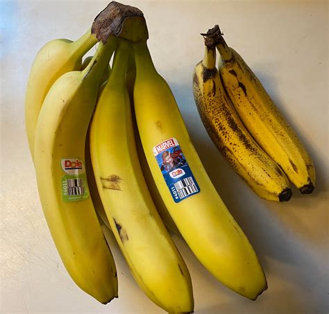 Tiny Bananas Bananas For Scale Mildlyinteresting