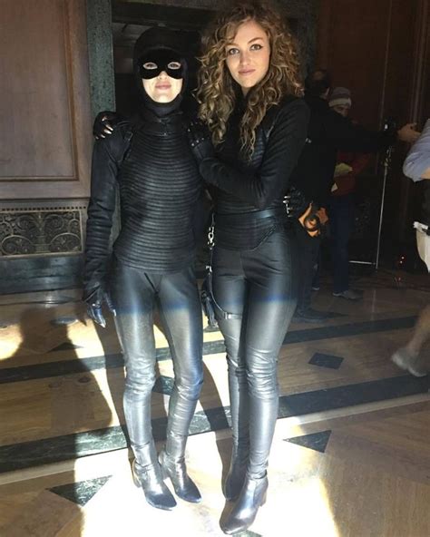 The Bat And The Cat Bts Pictures From The Gotham Series Finale With