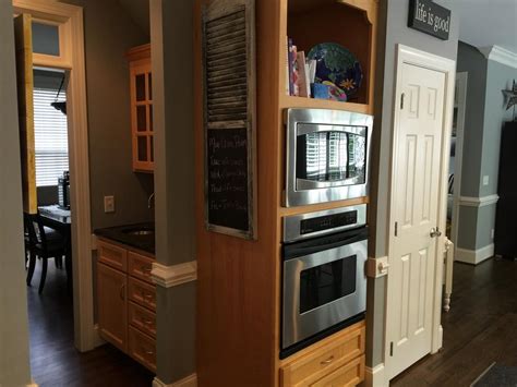 How to paint laminate kitchen countertops. Swiss Coffee cabinets & Sand Dune pinstripe glaze - 2 ...