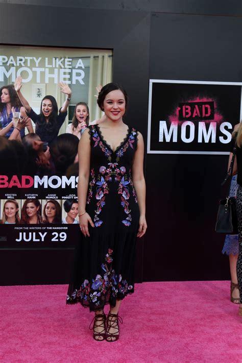 Hayley Orrantia ‘bad Moms Premiere In Los Angeles • Celebmafia