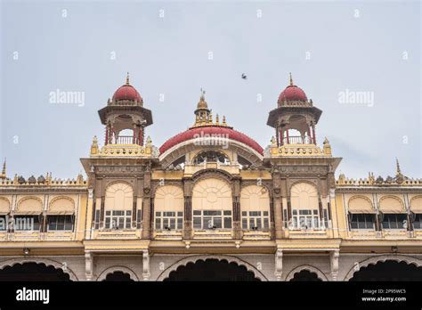 Mysore Palace Karnataka India September Tourists Visiting The Historic And Grand Mysore