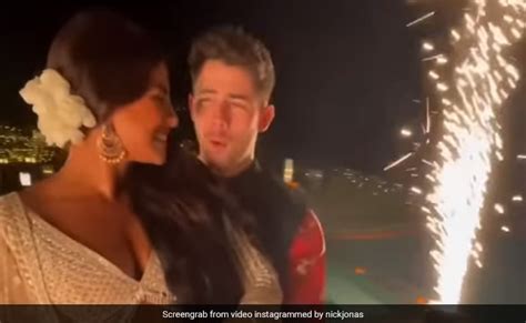 priyanka chopra romantic video with nick jonas on diwali 2021 goes viral दिवाली पर यूं