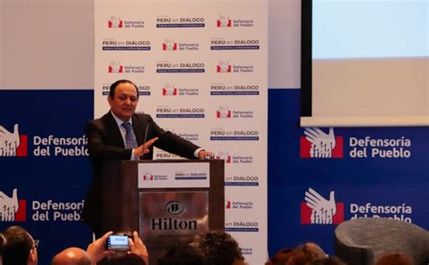 El defensor del pueblo, carlos camargo, solicitó al gobierno revisar los procedimientos de la el presidente de la república, iván duque márquez, posesionó a carlos camargo como defensor del. Defensor del Pueblo plantea contar con autoridad ...
