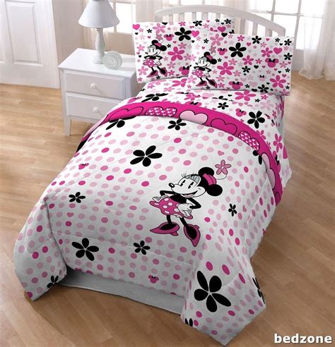 This would make a great piece of minnie mouse room decor. Great Look of Minnie Mouse Bedroom Set (With images ...
