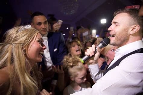 Take That Star Gary Barlow Stuns Couple With A Million Love Songs At Wedding Reception Mirror