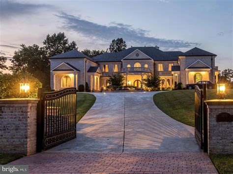 Building everything's included homes across maryland. Luxury Real Estate Listings in Potomac, Maryland, United ...