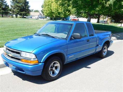 West Auctions Auction 2001 Chevrolet S10 Ls Extended Cab Step Side