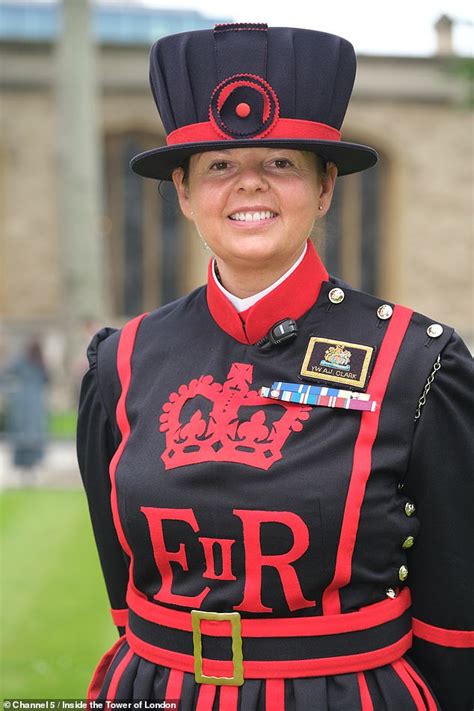 First Female Yeoman Warder In Ten Years Insists She S Proud Of Her Position Daily Mail Online
