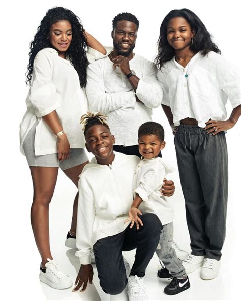 Kevin hart 39 s kids cute moments quot heaven hendrix kenzo and kaori quot 2021. KEVIN HART, WIFE AND KIDS POSE IN FAMILY PHOTO AHEAD OF BABY'S ARRIVAL