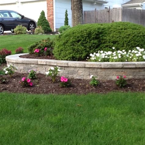 Pick a building material that will work with the look and feel of your yard. retaining wall ideas | Retaining wall idea - behind pool ...