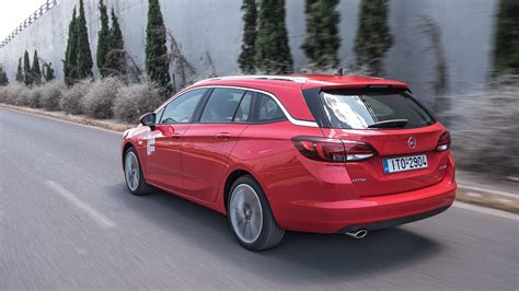 Hyundai I30 Fastback Vs Opel Astra Sports Tourer Vs Skoda Rapid Spaceb