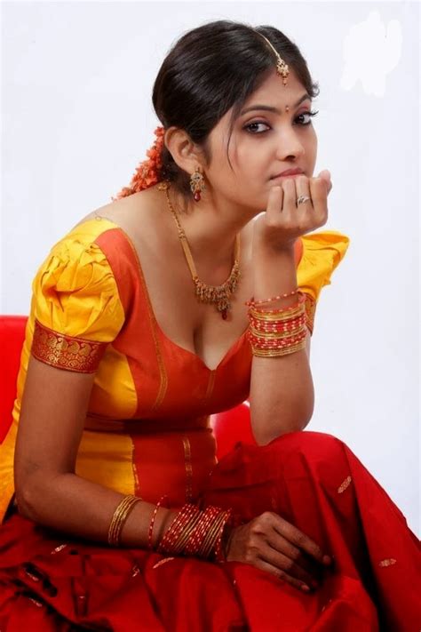 Great Cleavage Pics Of South Indian Unkown Actress Actress Photo Quen