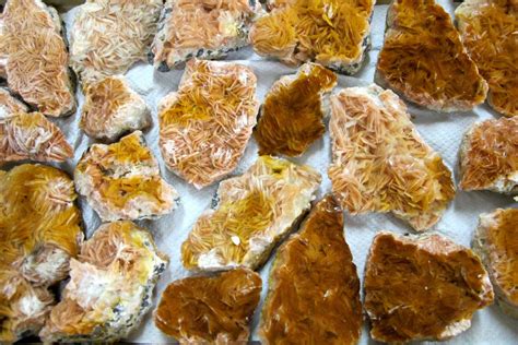 Baryt Mineral Baryt Mineralien Der Baryt Strahlenschutz Stein