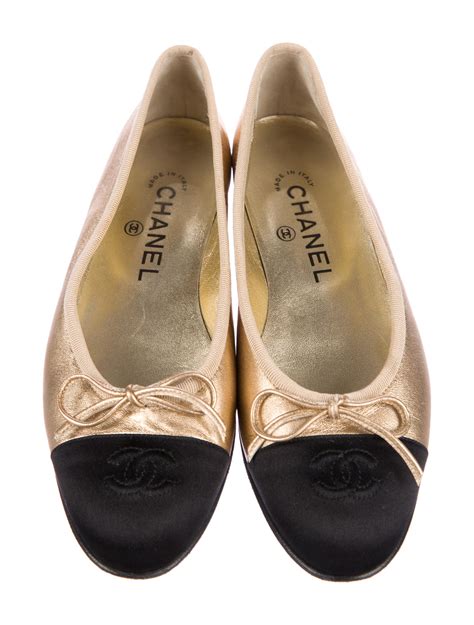 Chanel Metallic Cc Ballet Flats Shoes Cha216873 The Realreal