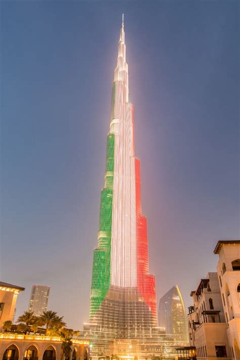 Burj Khalifa Light Show And Dubai Fountain Timings Where To Get The