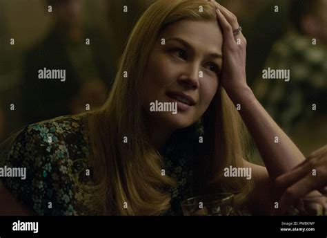 Gone Girl Rosamund Hi Res Stock Photography And Images Alamy