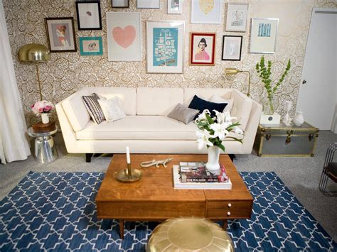 Excellent Wall Decorating Ideas for Living Room - HomesFeed