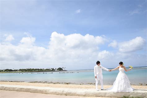 Honolulu Weddings Hiroshi And Misaki At Ala Moana Beach
