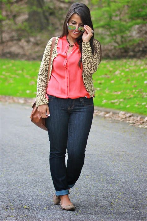 Dina's Days: Casual Coral | Summer business casual outfits, Casual friday work outfits, Casual ...