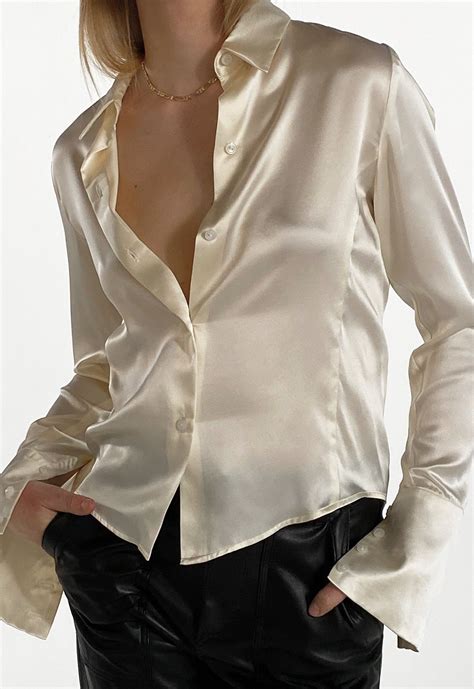 Pin By M On Wk Silk Set Satin Blouse Outfit White Satin Blouse